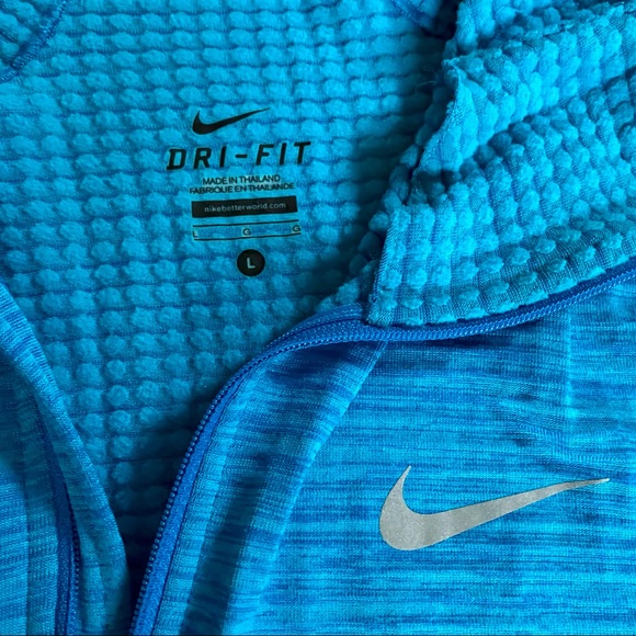 Men’s Nike Running 1/2 Zip - Picture 3 of 3